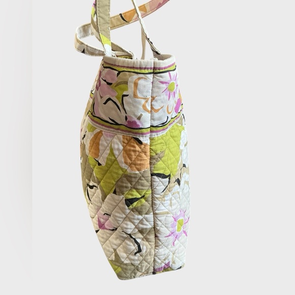 Vera Bradley Portobello Road Quilted Tote Retired Floral Pattern - Picture 9 of 13